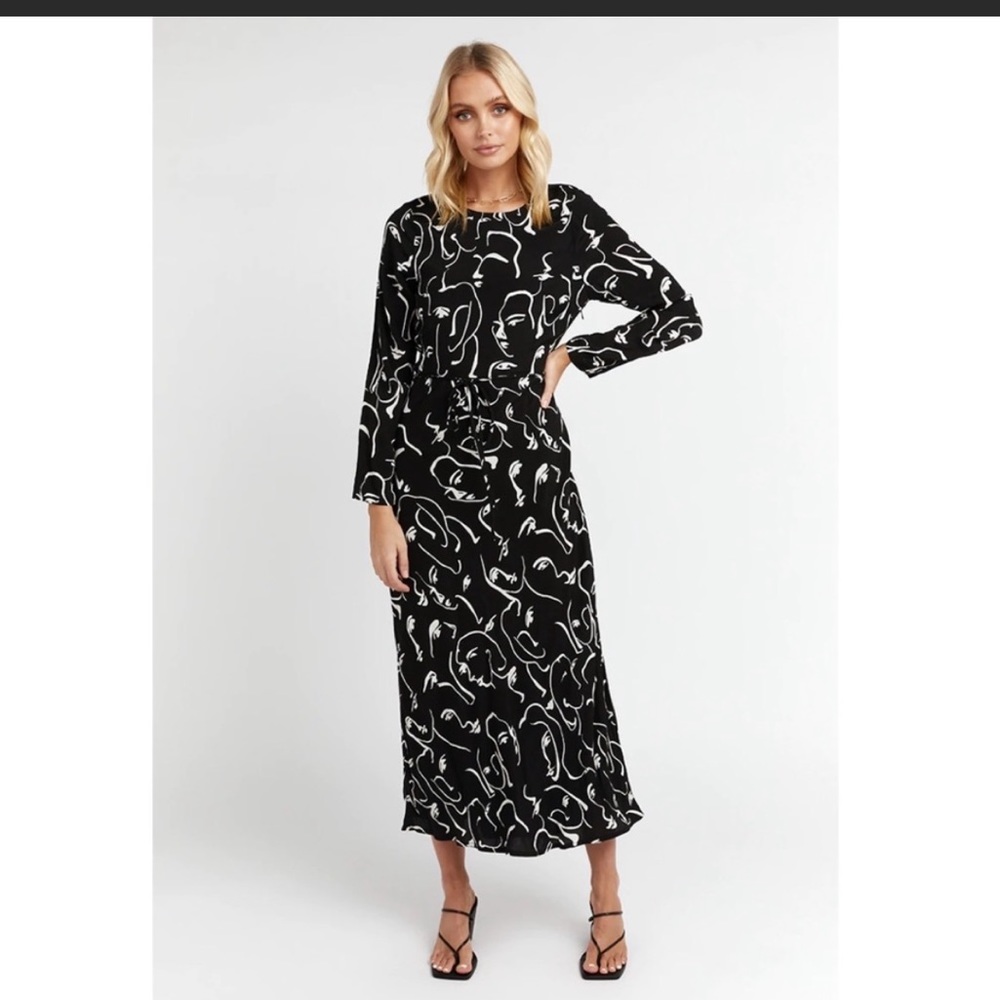 Dissh Monet Dress- Black